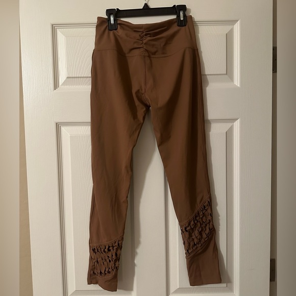 Free People Movement Revelation Yoga Leggings Brown Sz Small NWOT - Picture 6 of 9